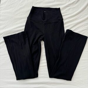 Athleta Transcend Slim Pant Sz S
